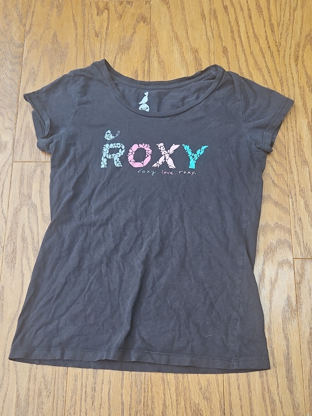 Roxy Dark Gray Floral Dual Sided Logo Graphic Baby Tee - Size Medium